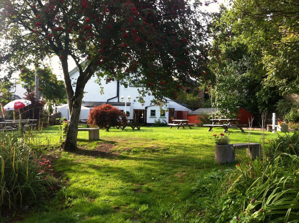 Notley Arms Inn Exmoor National Park Elworthy Exteriér fotografie