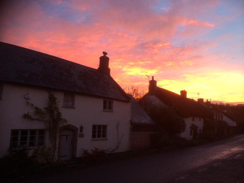 Notley Arms Inn Exmoor National Park Elworthy Exteriér fotografie